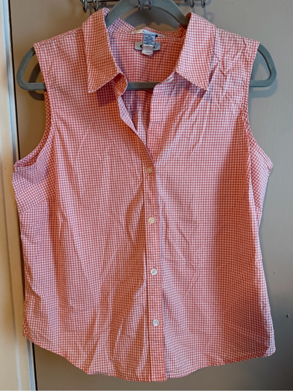 Sleeveless Pink Gingham Button-Front Shirt